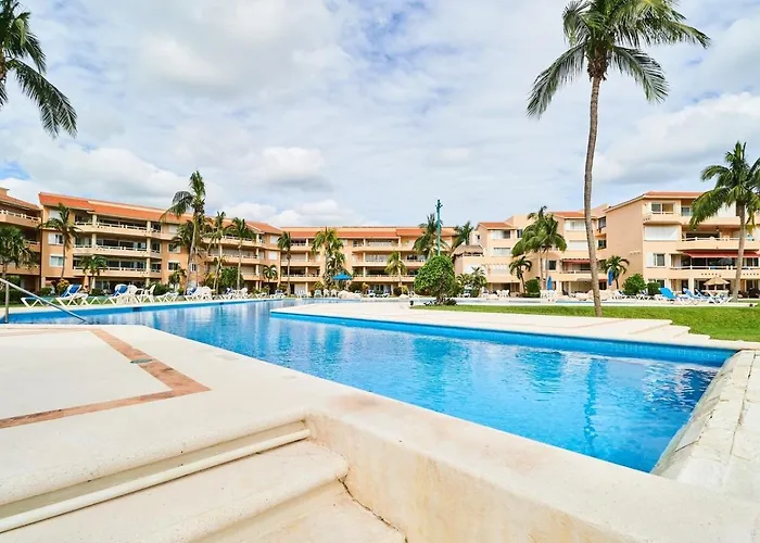 Beachfront Appt With Amazing Pool In Pto Aventuras