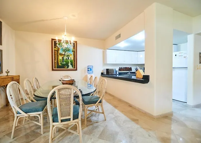 Beachfront Appt With Amazing Pool In Pto Aventuras * Puerto Aventuras